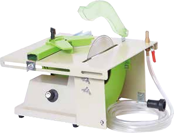 MUL TI-FUNCTIONAL TABLE SAW